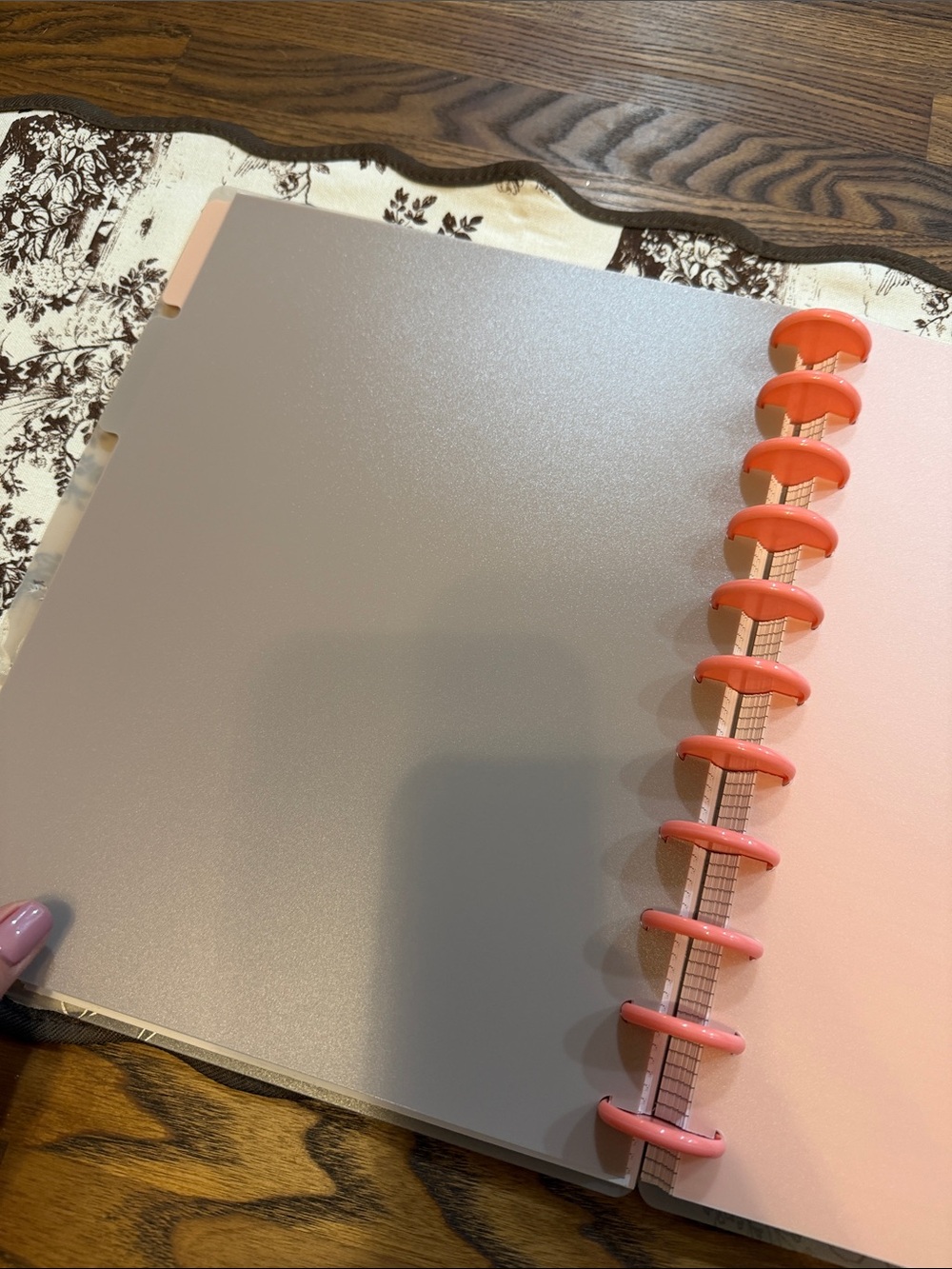 The Happy Planner Blush Pink & Gold Floral Monthly Planner - Picture 13 of 16